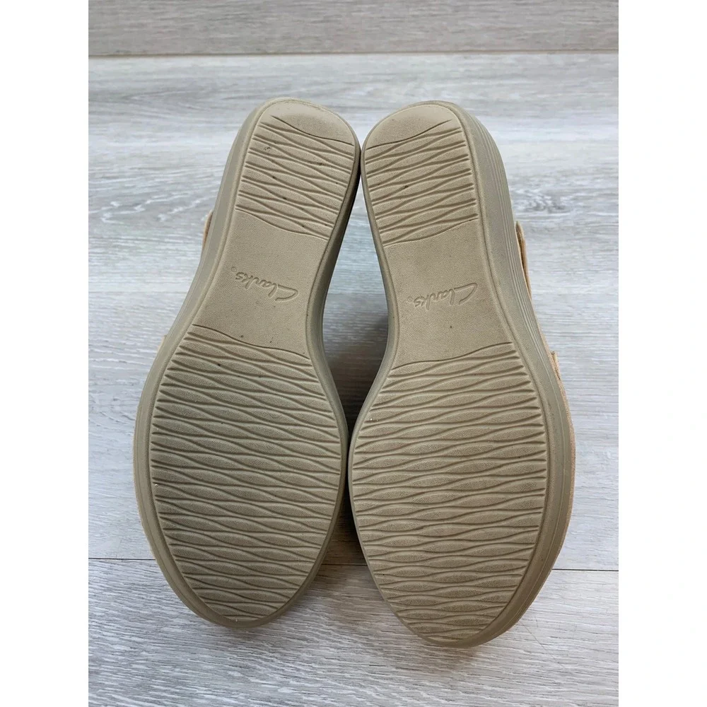 Clarks Women's Arla Wedge Sandals Tan Beige Triple Strap 6.5 W Comfort Shoes